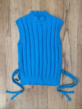 Lumiere Sleeveless Ribbed Knit Tie-Side Sweater Vest - Bright Blue